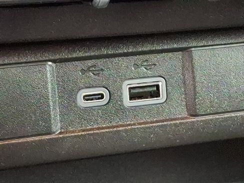 Used 2025 Chevrolet Colorado Z71 w/ Z71 Convenience Package 2 image 29