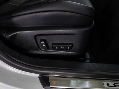 Used 2018 Lexus IS 300 F Sport w/ F Sport Package RWD image 63