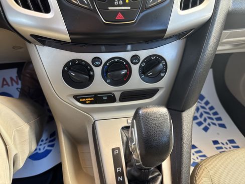 Used 2013 Ford Focus SE image 14
