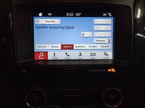 Used 2017 Ford Explorer XLT w/ Equipment Group 202A FWD image 25