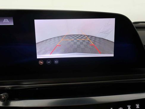 Used 2024 Cadillac Lyriq Tech RWD image 40