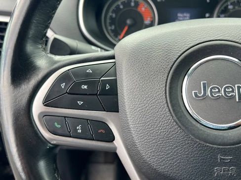 Used 2019 Jeep Cherokee Limited AWD/4WD image 22