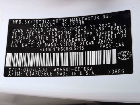 Used 2016 Toyota Camry XLE w/ Moonroof Package image 35