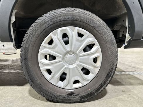 Used 2024 Ford Transit 250 Low Roof w/ Exterior Upgrade Package image 27