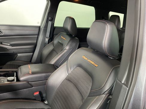 Used 2023 Nissan Pathfinder Rock Creek image 9