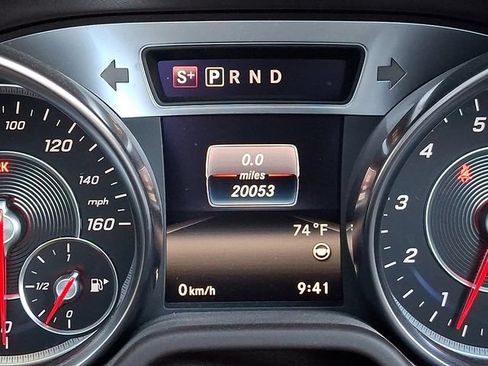 Used 2018 Mercedes-Benz SL 550 image 24