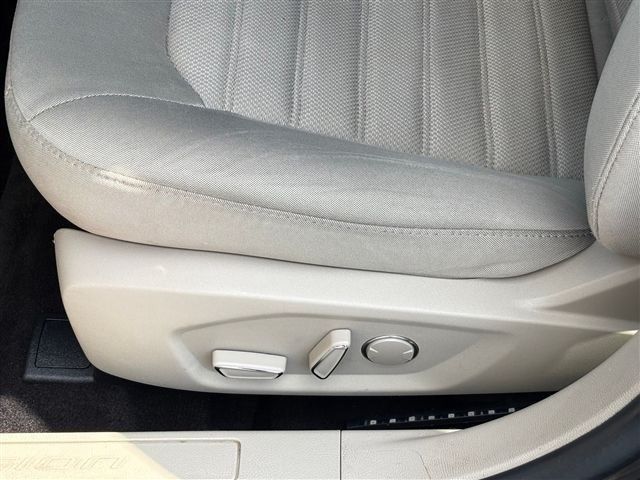 Certified 2020 Ford Fusion SE FWD image 16