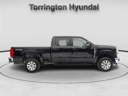 Used 2024 Ford F250 XLT w/ Snow Plow Prep Package image 8