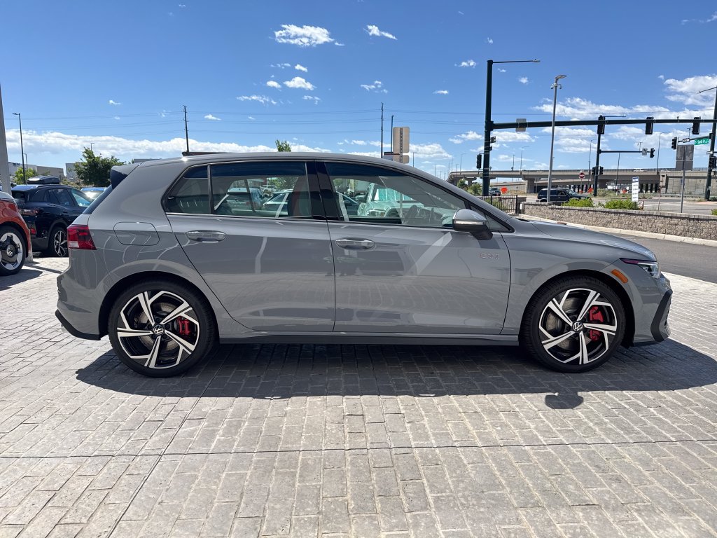 New 2026 Volkswagen GTI SE FWD image 11