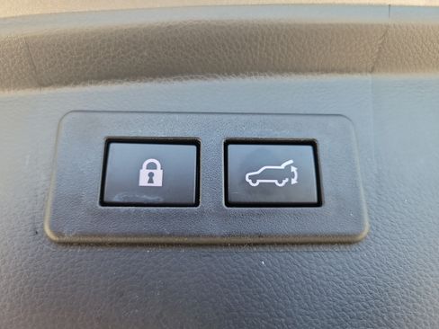 Used 2021 Subaru Outback Premium AWD/4WD image 8