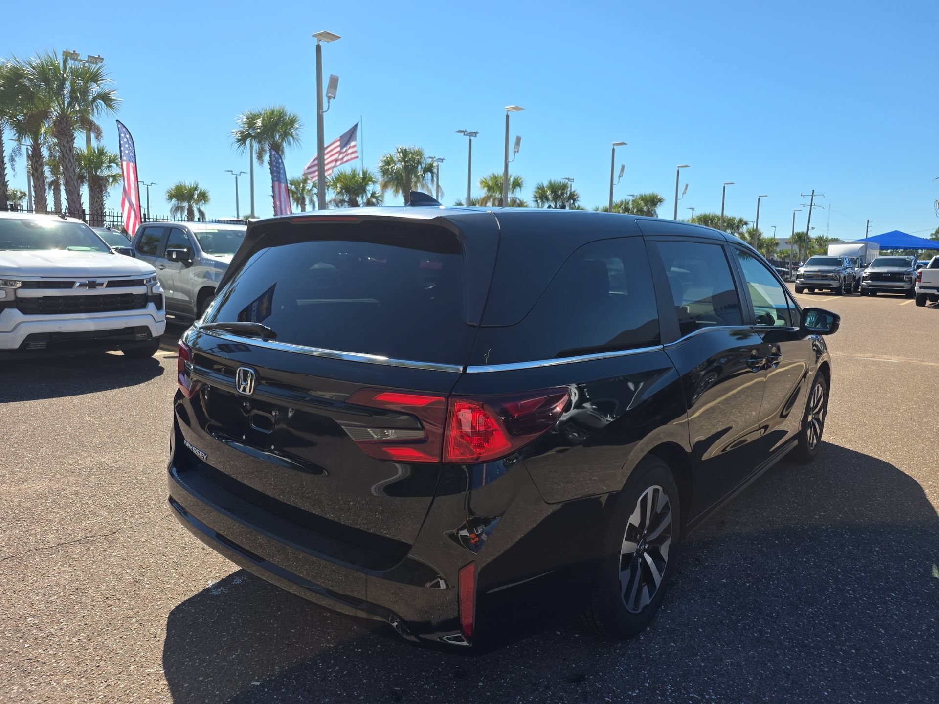 Used 2025 Honda Odyssey EX-L image 5