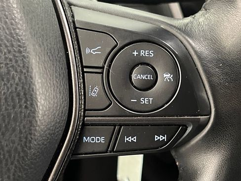 Used 2024 Toyota Camry SE image 38