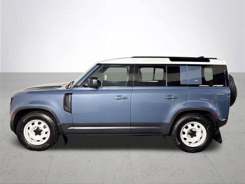 Used 2024 Land Rover Defender 110 S image 9