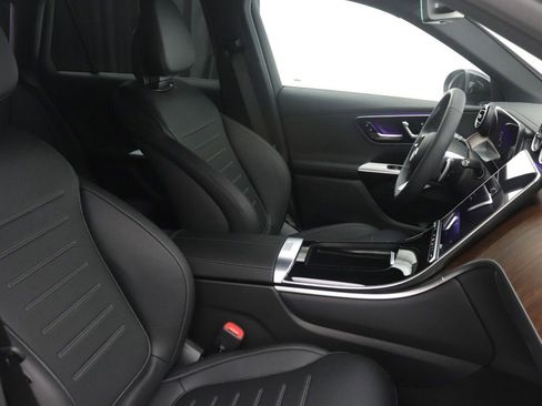 Certified 2026 Mercedes-Benz GLC 300 image 29