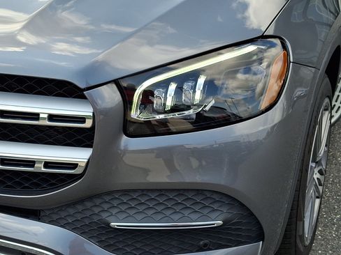 Certified 2023 Mercedes-Benz GLS 450 4MATIC image 9