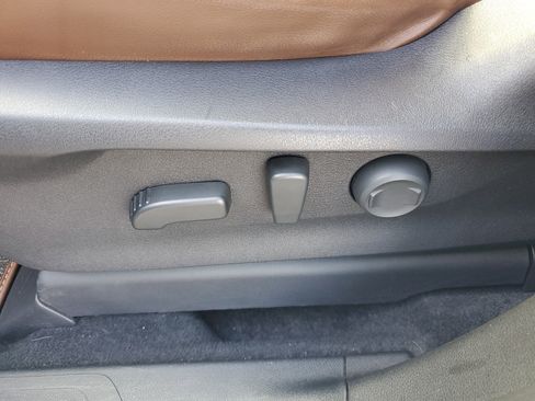 Used 2020 Subaru Ascent Touring w/ Popular Package #2A image 26