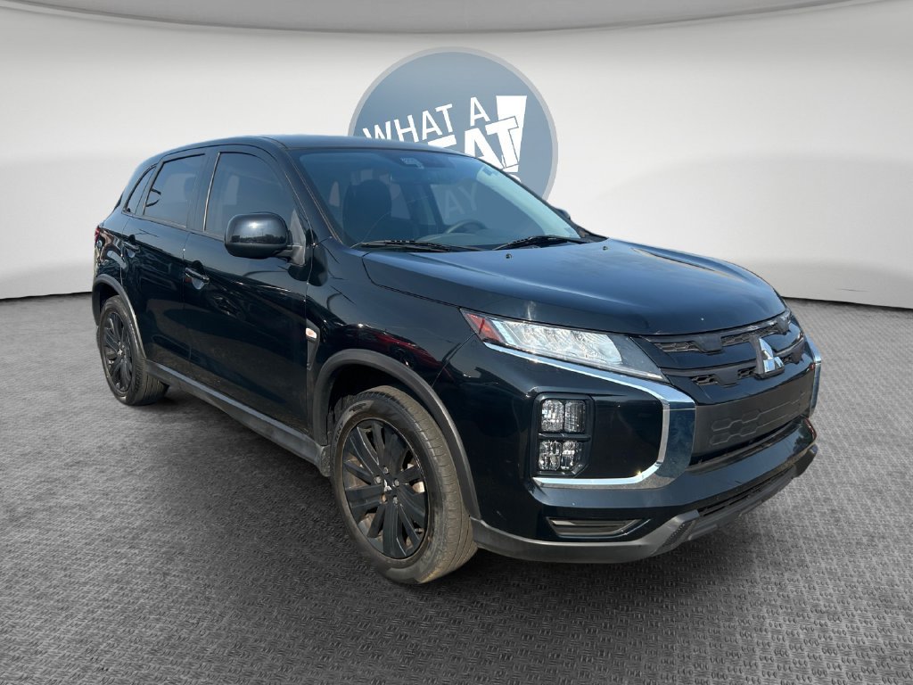 Used 2023 Mitsubishi Outlander Sport LE AWD/4WD image 1