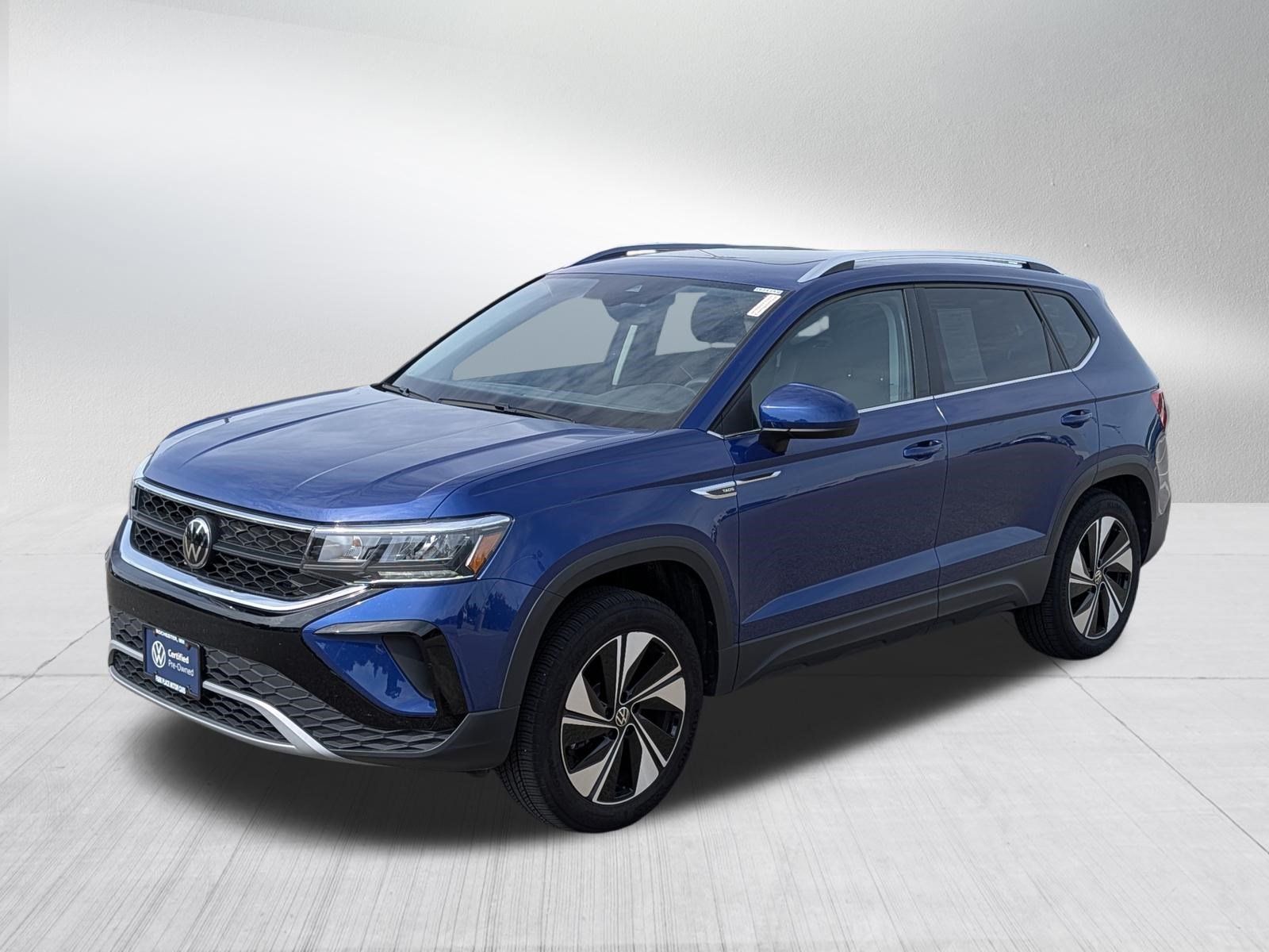 Certified 2024 Volkswagen Taos SE AWD/4WD image 3