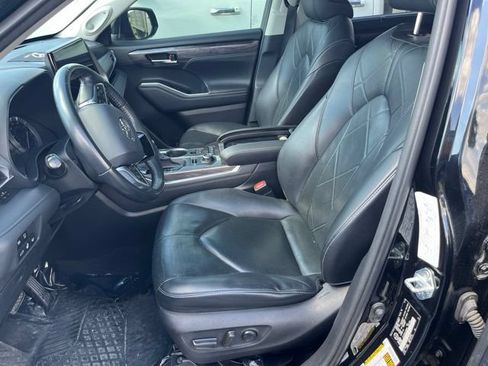 Used 2020 Toyota Highlander Platinum AWD/4WD image 10