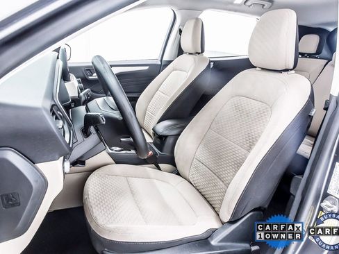 Used 2021 Ford Escape SE image 26