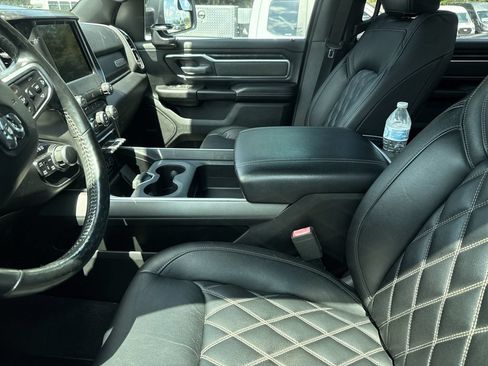 Used 2019 RAM 1500 Big Horn AWD/4WD image 12