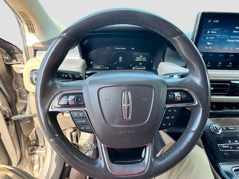 Used 2021 Lincoln Nautilus FWD w/ Equipment Group 101A image 11