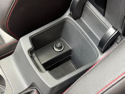 Used 2017 Volkswagen GTI SE FWD image 35