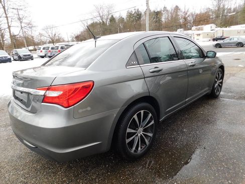 Used 2013 Chrysler 200 Touring w/ S Exterior Appearance Pkg image 8