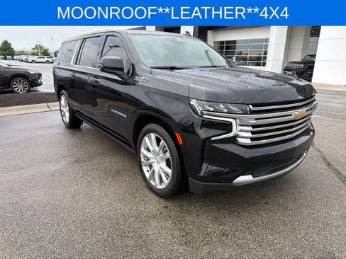 Used 2022 Chevrolet Suburban High Country AWD/4WD image 12