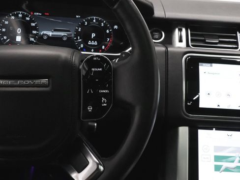 Used 2022 Land Rover Range Rover P525 Westminster Edition image 32