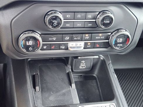 New 2026 Ford Bronco Outer Banks AWD/4WD image 19
