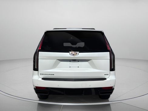 Used 2022 Cadillac Escalade Sport Platinum image 4