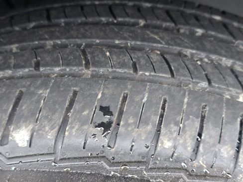 Used 2019 Volkswagen Tiguan SE AWD/4WD image 19