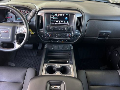 Used 2018 GMC Sierra 1500 SLT w/ All Terrain Package image 16