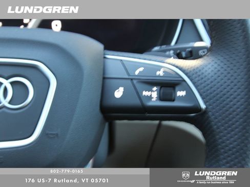 Certified 2025 Audi Q5 2.0T Premium Plus image 17