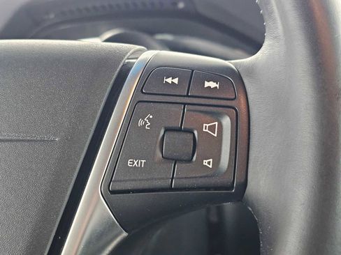 Used 2018 Volvo V60 T5 Cross Country w/ Convenience Package image 28