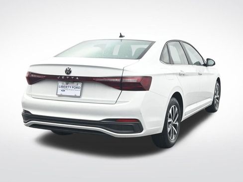 Used 2025 Volkswagen Jetta S image 7