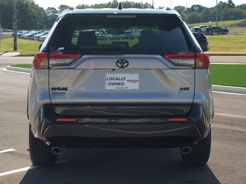 Used 2025 Toyota RAV4 XSE image 3
