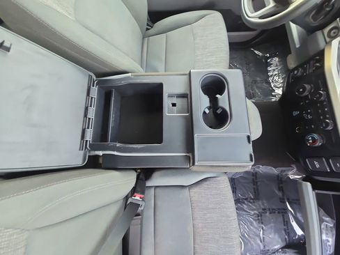 Used 2024 Ford F250 XLT image 18