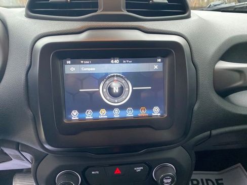 Used 2019 Jeep Renegade Altitude w/ Quick Order Package 2XM image 12