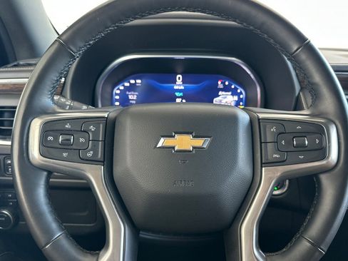 Used 2023 Chevrolet Suburban Premier AWD/4WD image 24