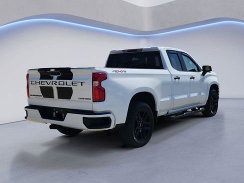 Used 2021 Chevrolet Silverado 1500 Custom w/ Rally Edition image 3