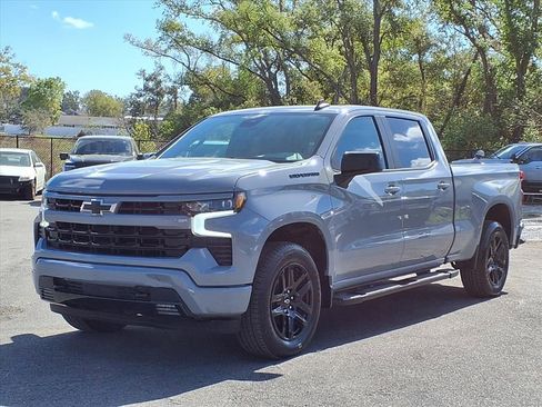 Used 2024 Chevrolet Silverado 1500 RST w/ Dark Appearance Package image 3