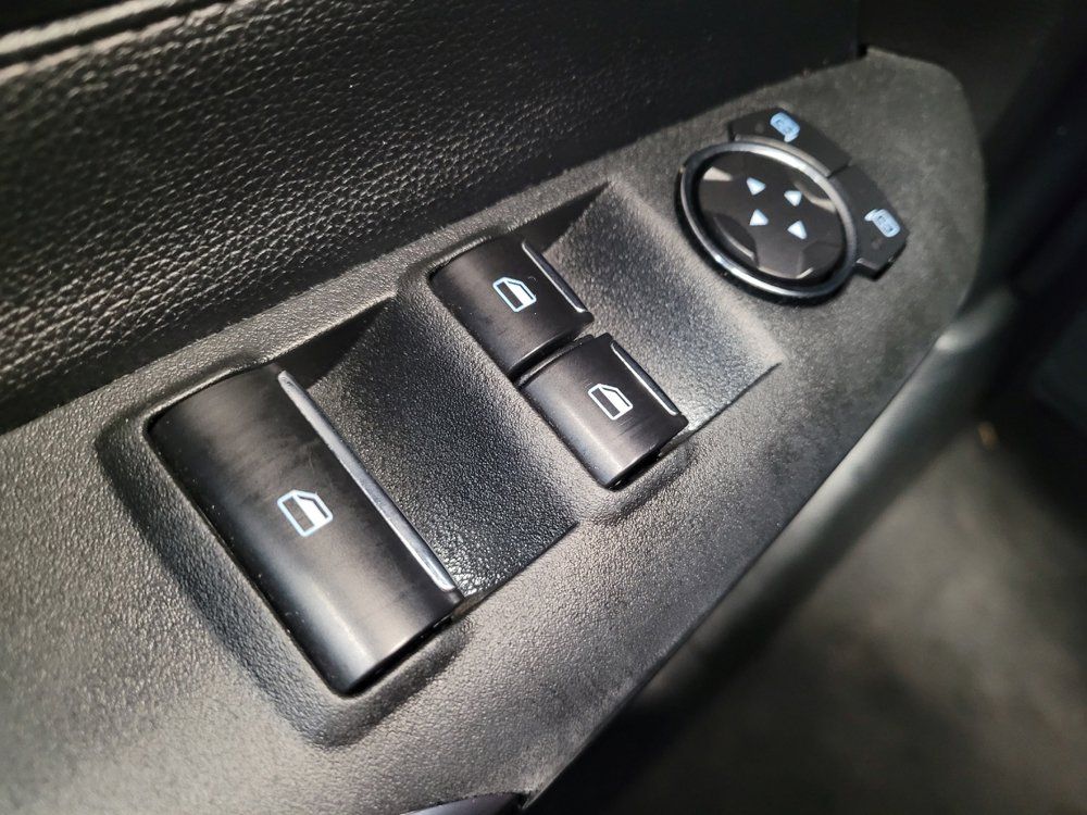 Used 2022 Ford Mustang Premium RWD image 27