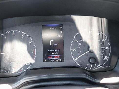 Certified 2025 Toyota Corolla SE w/ Convenience Package FWD image 24