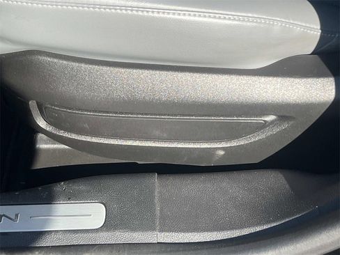 Used 2022 Lincoln Corsair Reserve w/ Equipment Group 201A image 30