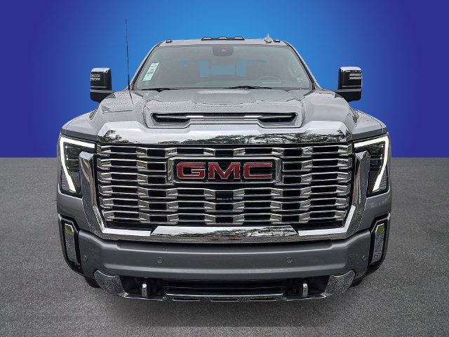 Used 2024 GMC Sierra 2500 Denali w/ Denali Reserve Package AWD/4WD image 8