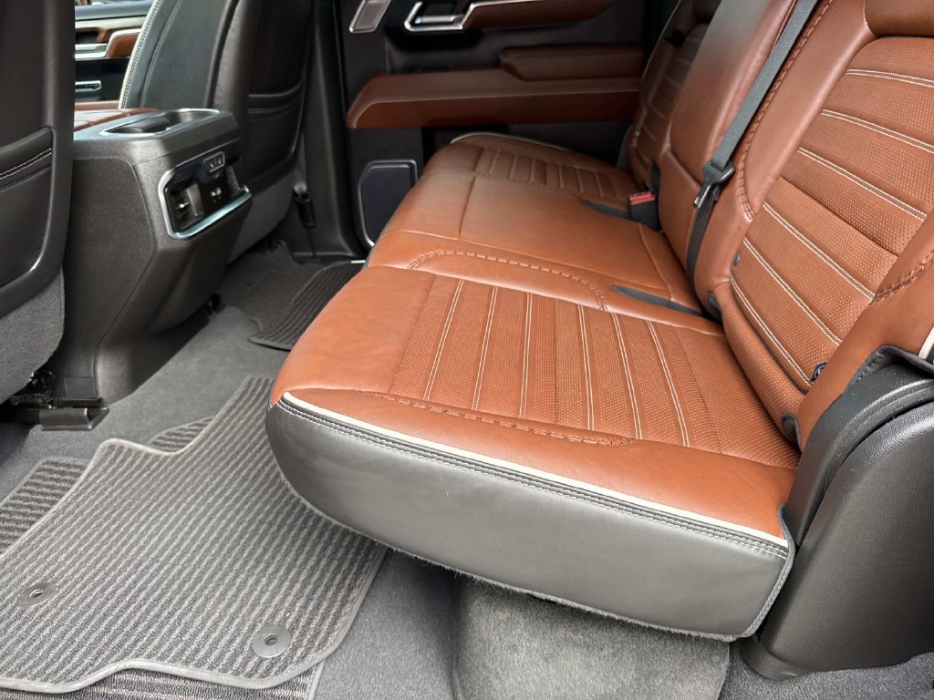 Used 2023 GMC Sierra 1500 Denali Ultimate AWD/4WD image 17