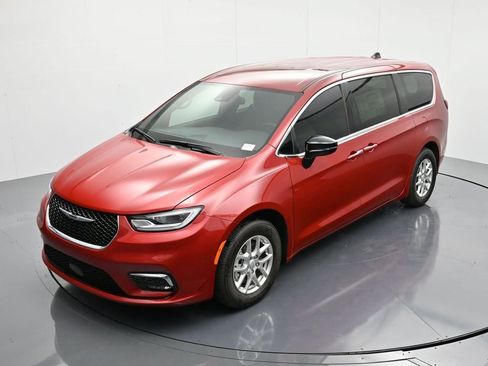 New 2026 Chrysler Pacifica Select image 26