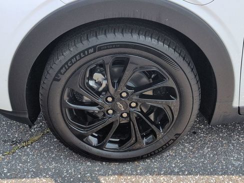 New 2027 Chevrolet Bolt RS FWD image 29